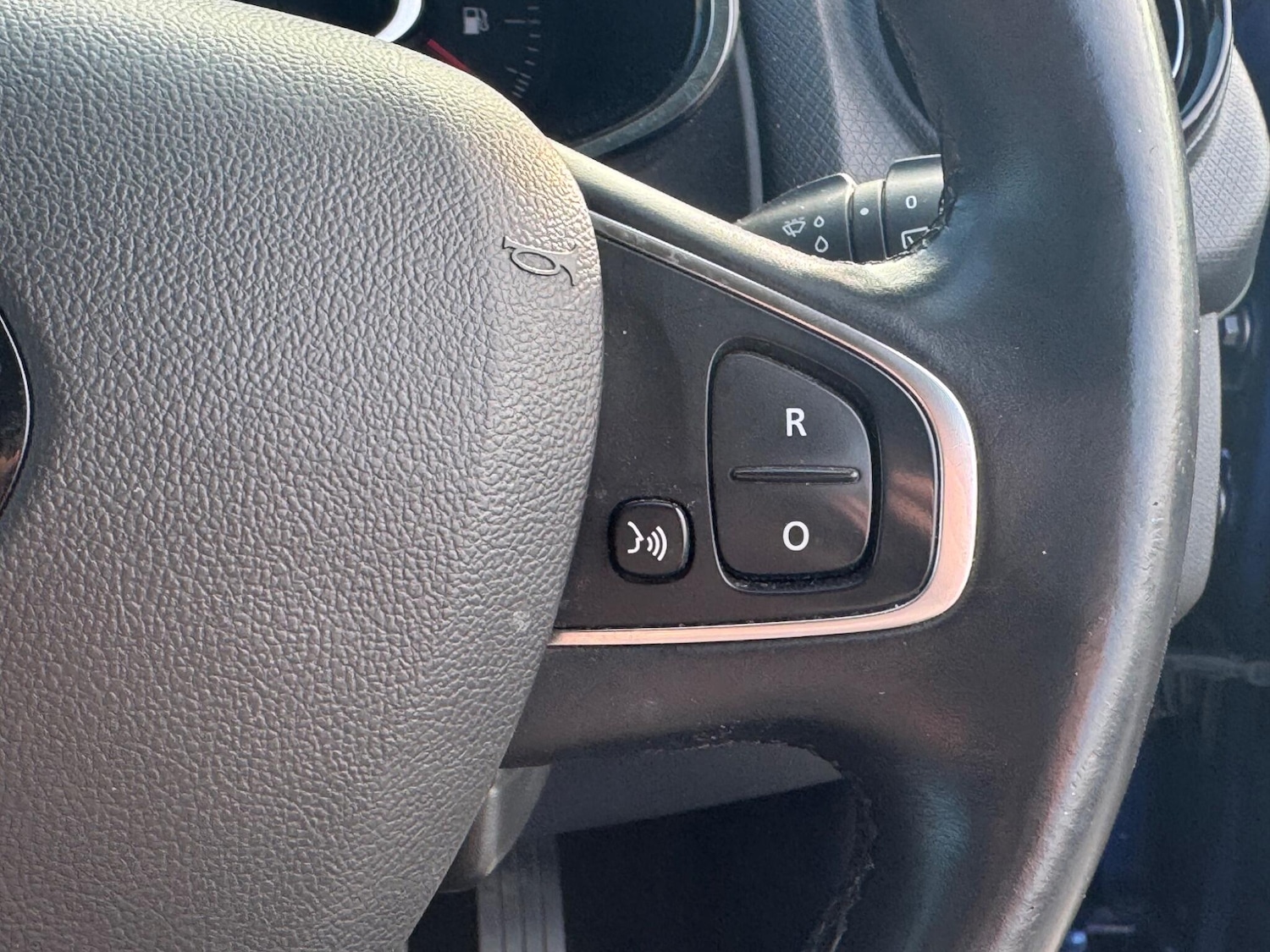 Used Renault Clio 2019 for sale - 78100378: Photo 28