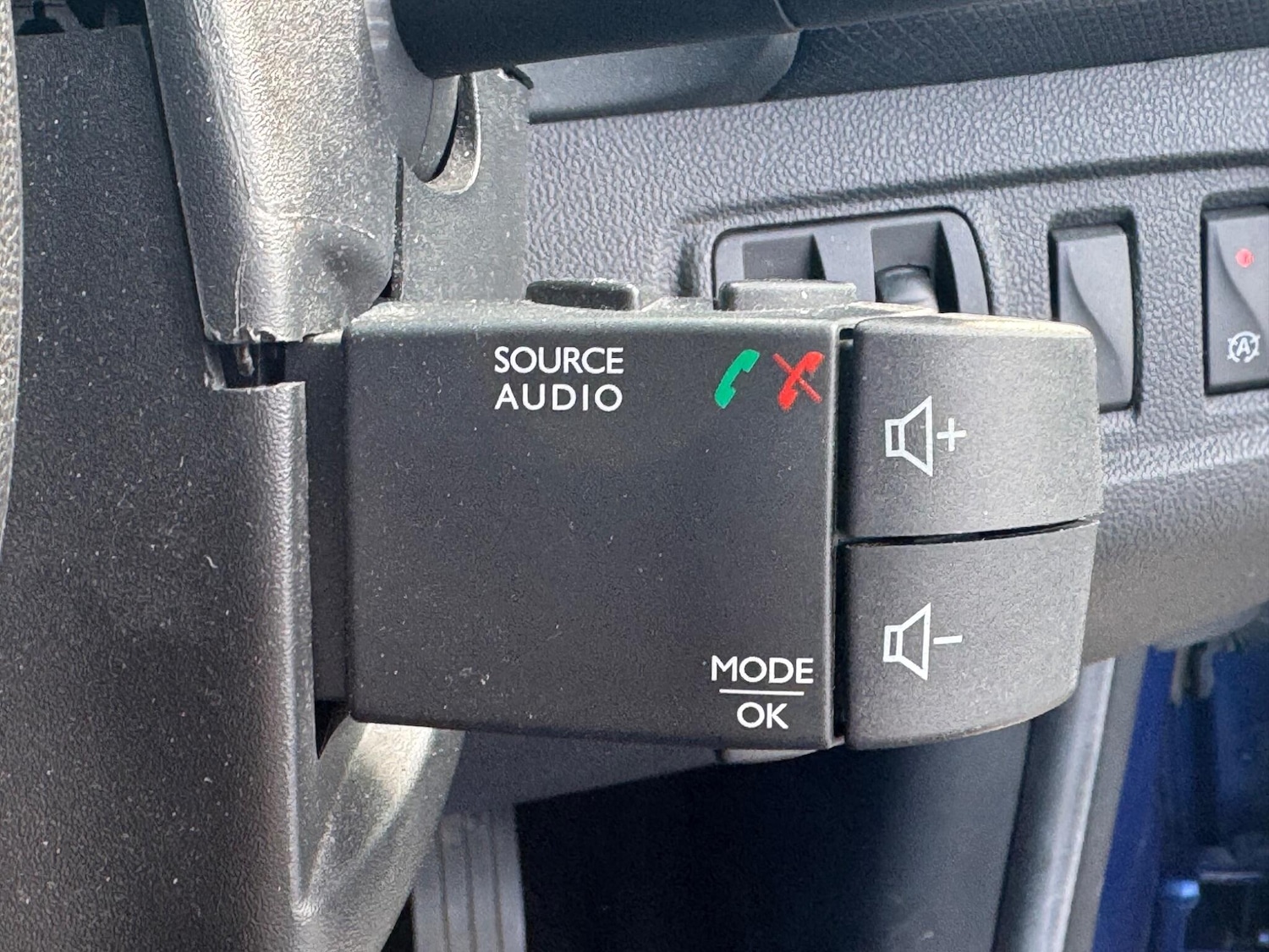 Used Renault Clio 2019 for sale - 78100378: Photo 31