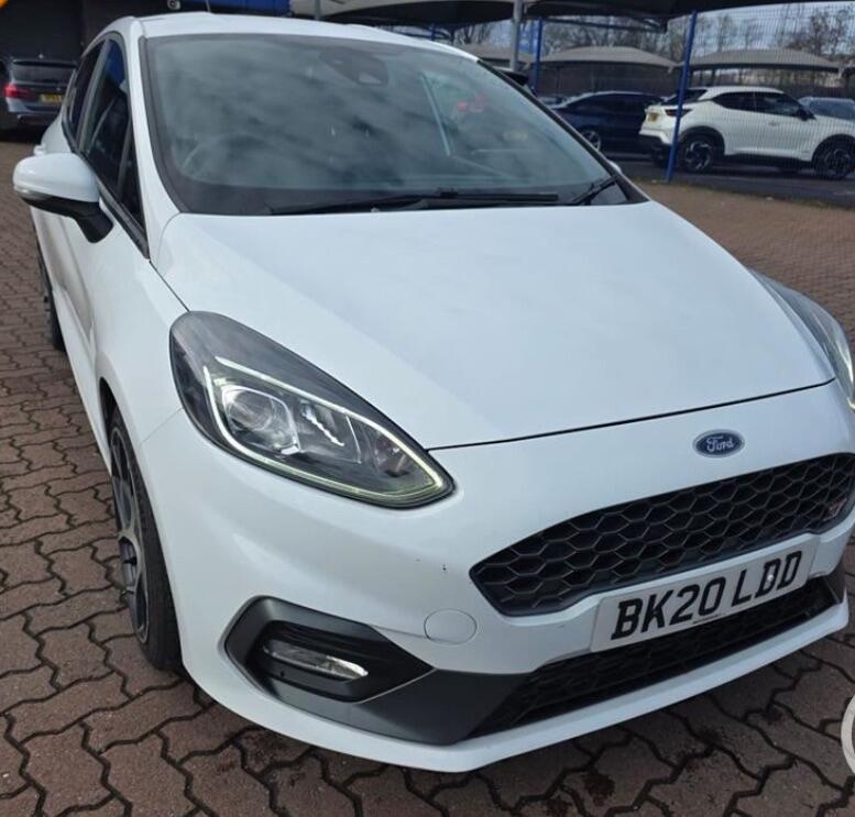 Used Ford Fiesta 2020 for sale - 77839397: Photo 2