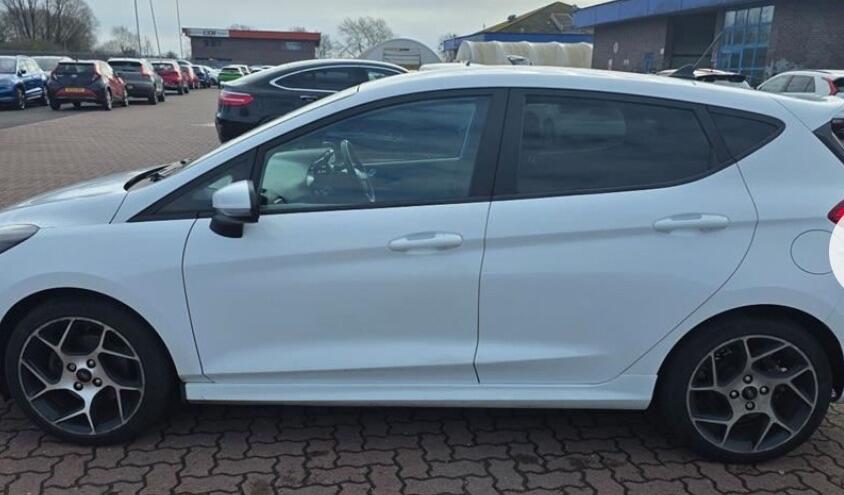 Used Ford Fiesta 2020 for sale - 77839397: Photo 3