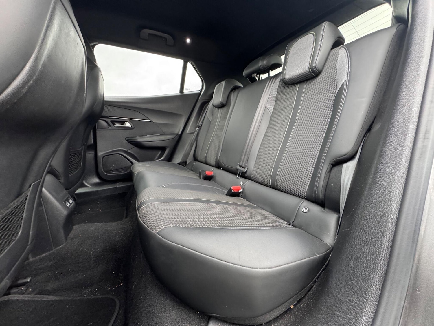 Used Peugeot 2008 for sale - 77824502: Photo 17