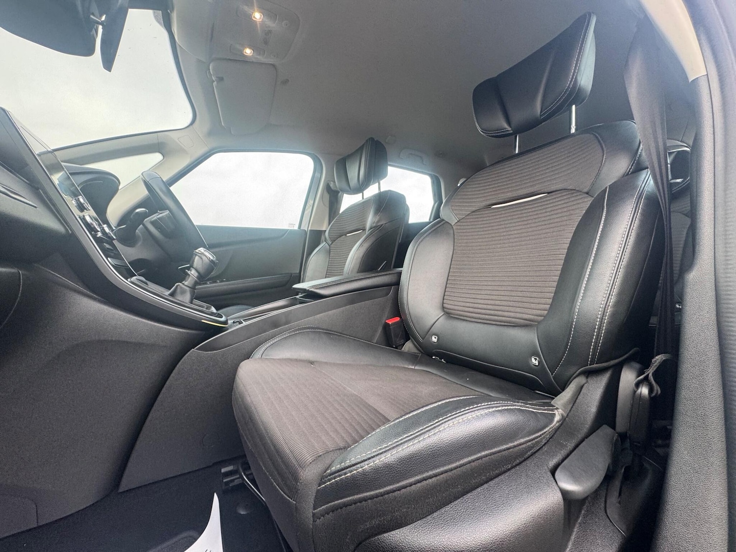 Used Renault Scenic 2016 for sale - 77279418: Photo 17