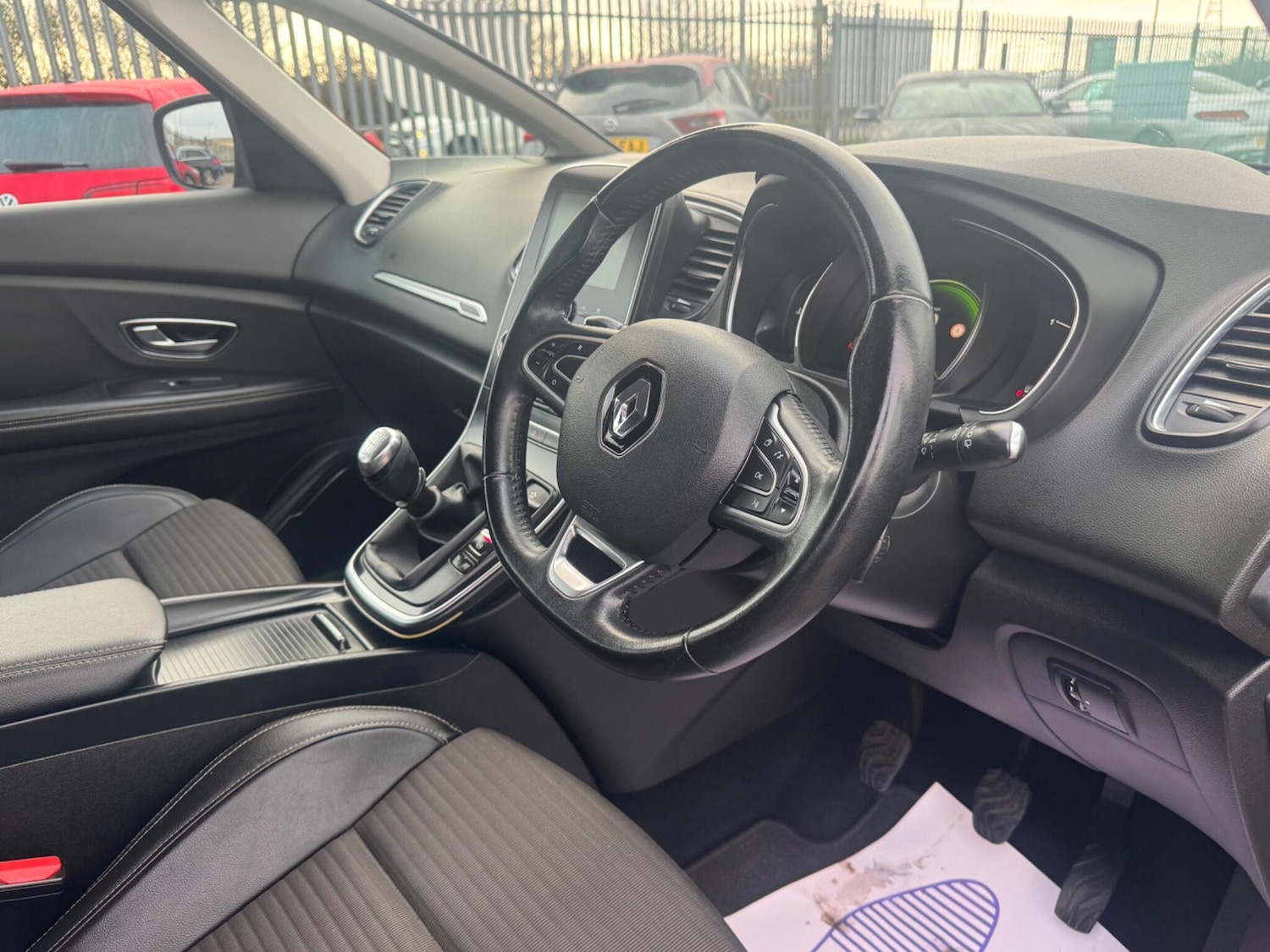 Used Renault Scenic 2016 for sale - 77279418: Photo 31