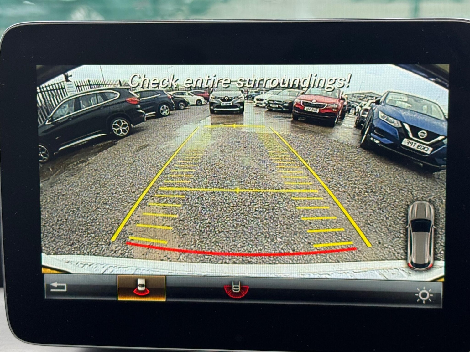 Used Mercedes-Benz GLA 2017 for sale - 76952586: Photo 2