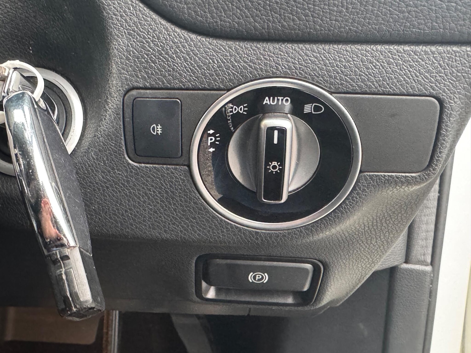 Used Mercedes-Benz GLA 2017 for sale - 76952586: Photo 29