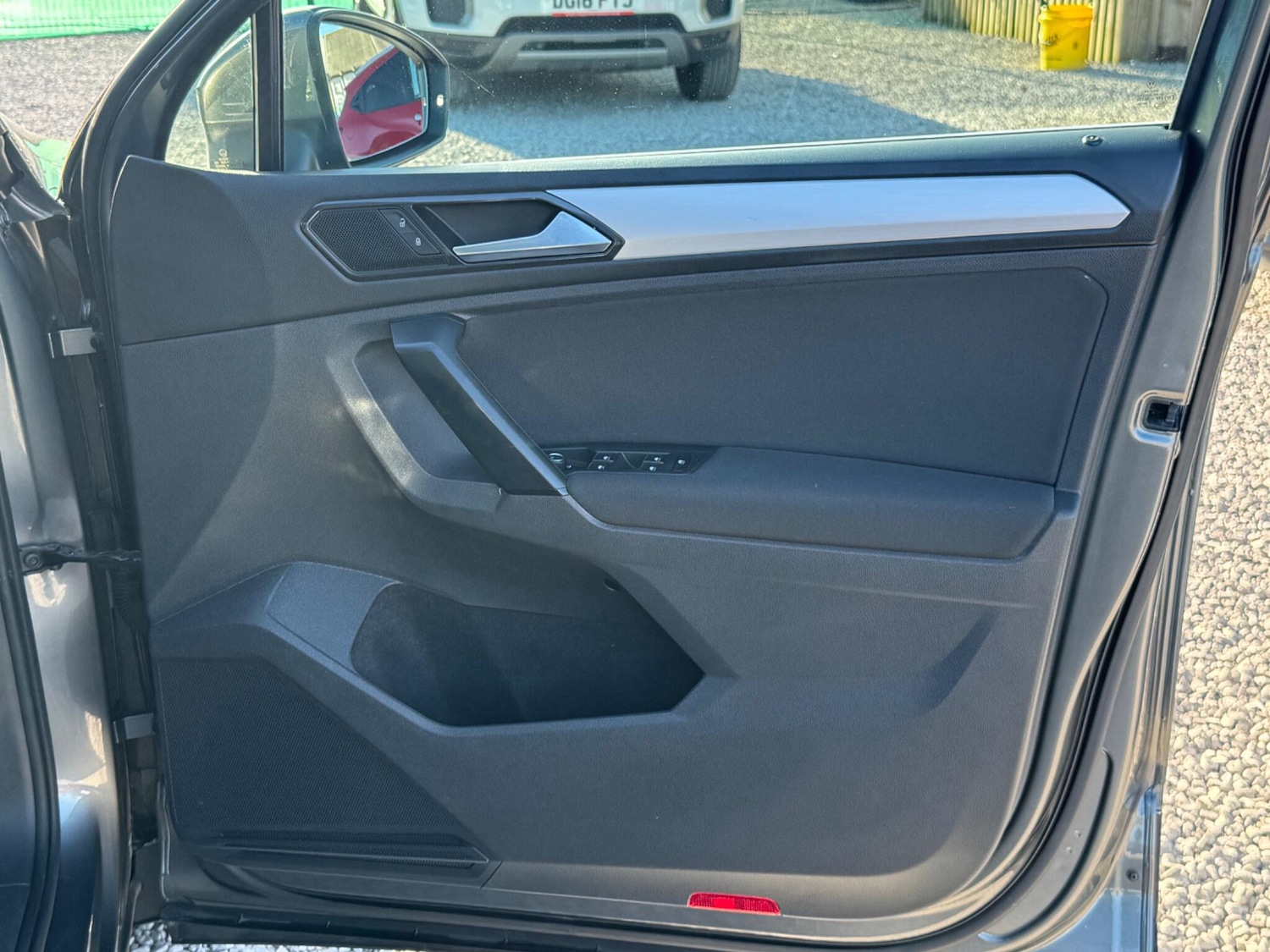 Used Volkswagen Tiguan 2017 for sale - 76657329: Photo 29