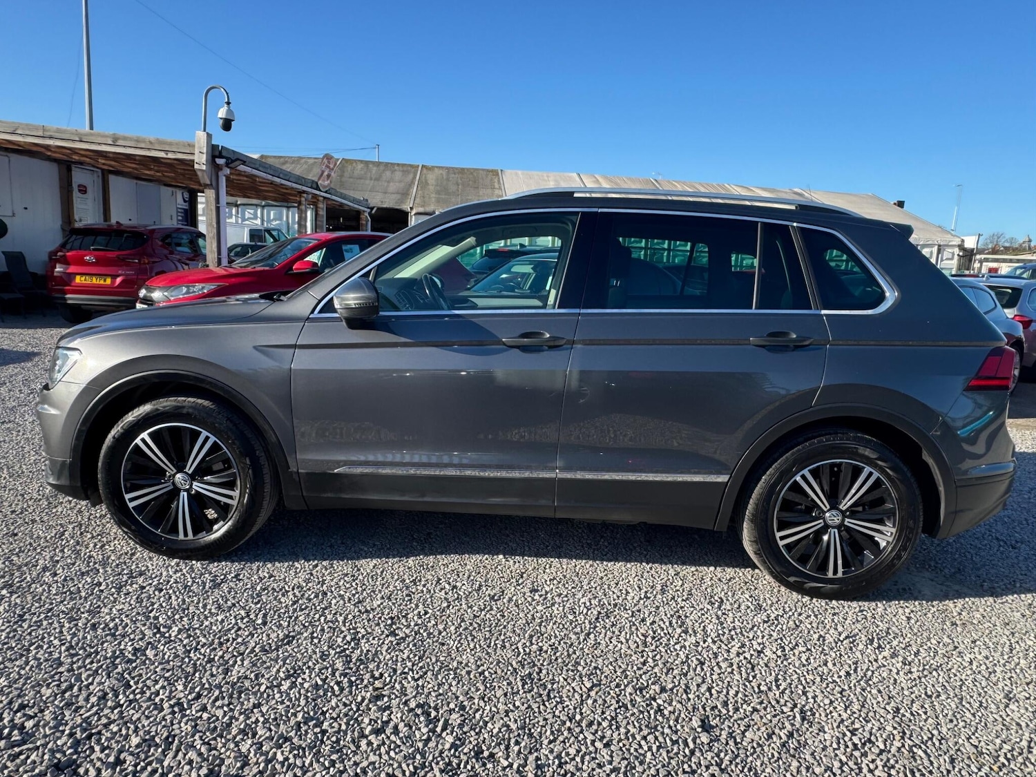 Used Volkswagen Tiguan 2017 for sale - 76657329: Photo 9