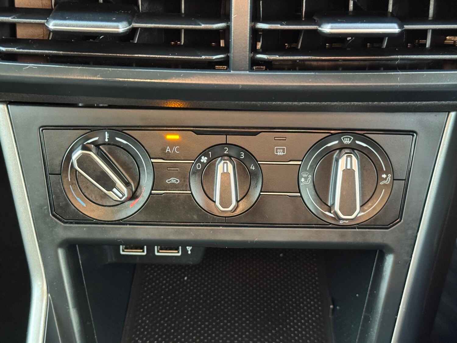 Used Volkswagen Polo 2019 for sale - 77039884: Photo 49