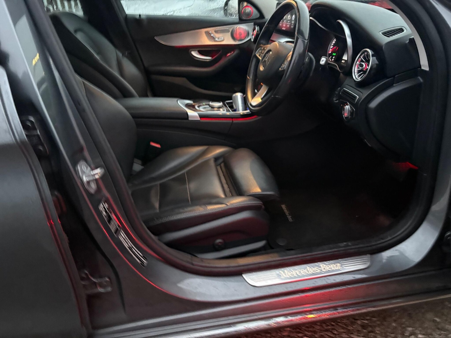 Used Mercedes-Benz C Class 2018 for sale - 77143192: Photo 22