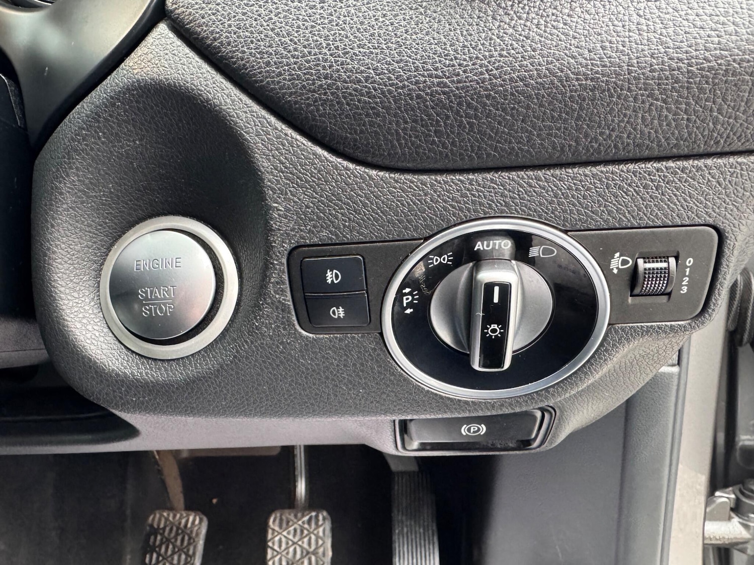 Used Mercedes-Benz GLA 2018 for sale - 77279633: Photo 28