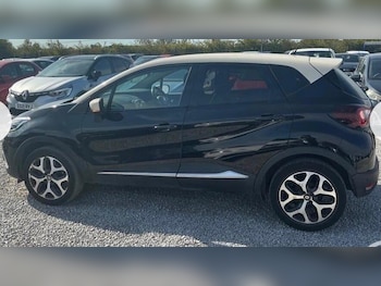 Used Renault Captur 2019 for sale - 79552984: Photo