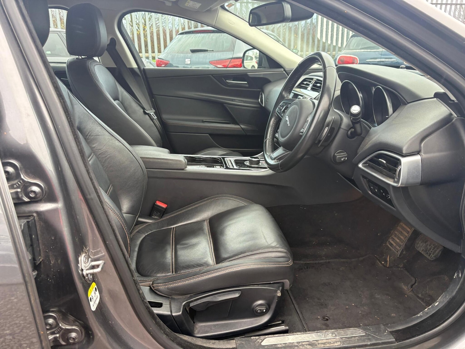 Used Jaguar XE 2017 for sale - 76780964: Photo 16