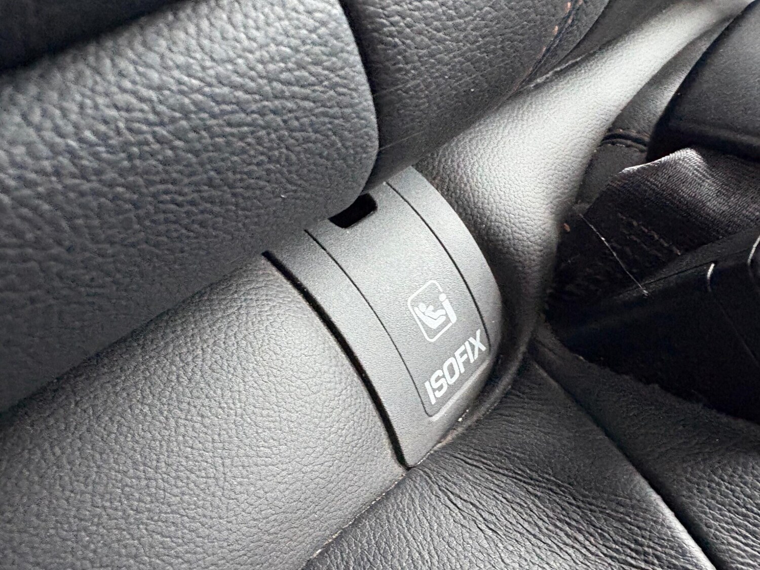 Used Jaguar XE 2017 for sale - 76780964: Photo 18