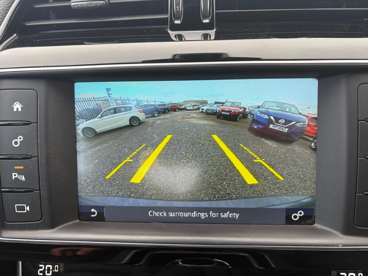 Used Jaguar XE 2017 for sale - 76780964: Photo 25