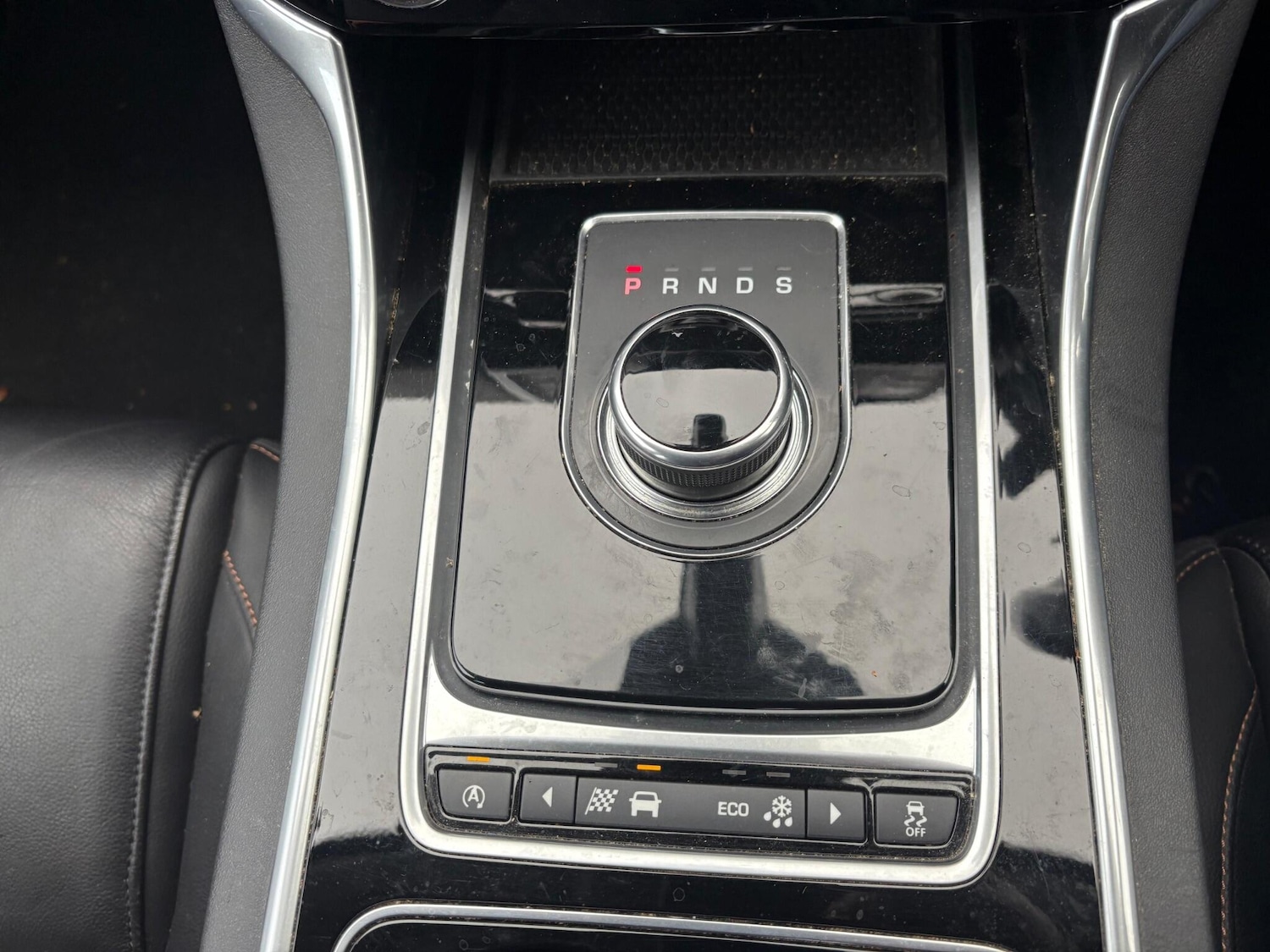 Used Jaguar XE 2017 for sale - 76780964: Photo 29