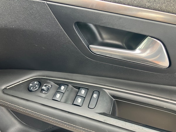 Used Peugeot 3008 2018 for sale - 75531290: Photo 31