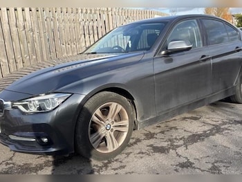 Used BMW 3 Series 2018 for sale - 76423618: Photo