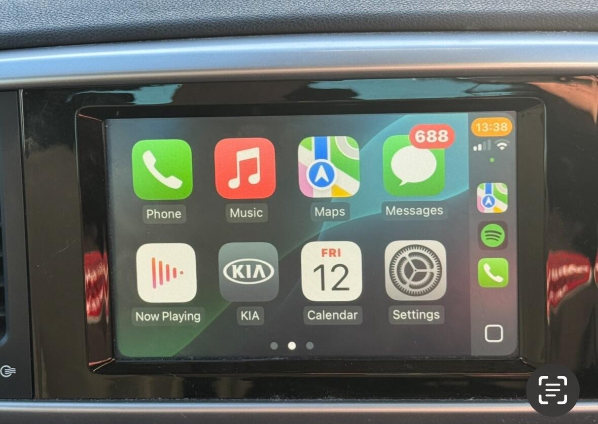 Used Kia Sportage 2018 for sale - 76898602: Photo 2