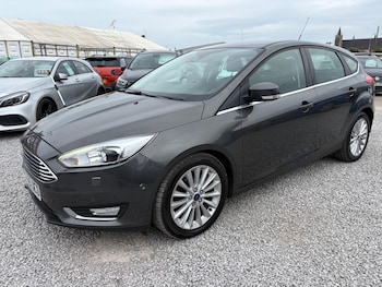 Used Ford Focus 2015 for sale - 75334074: Photo