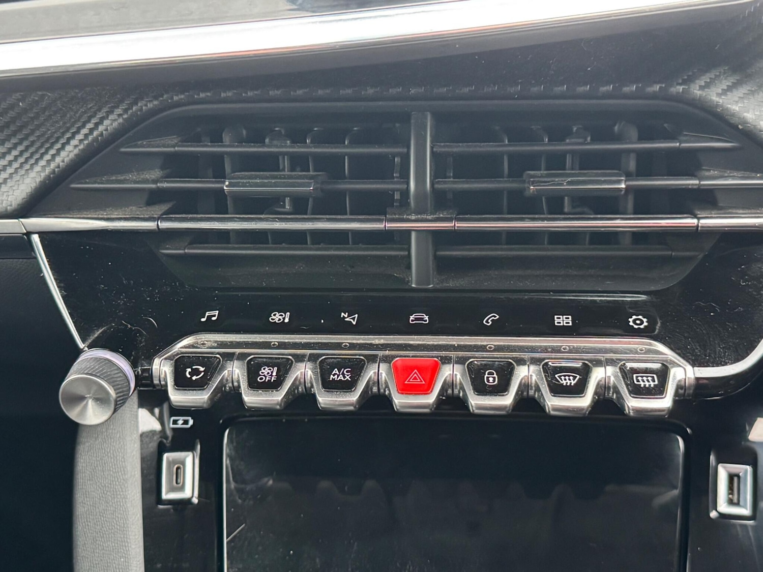 Used Peugeot 2008 2020 for sale - 77215827: Photo 49