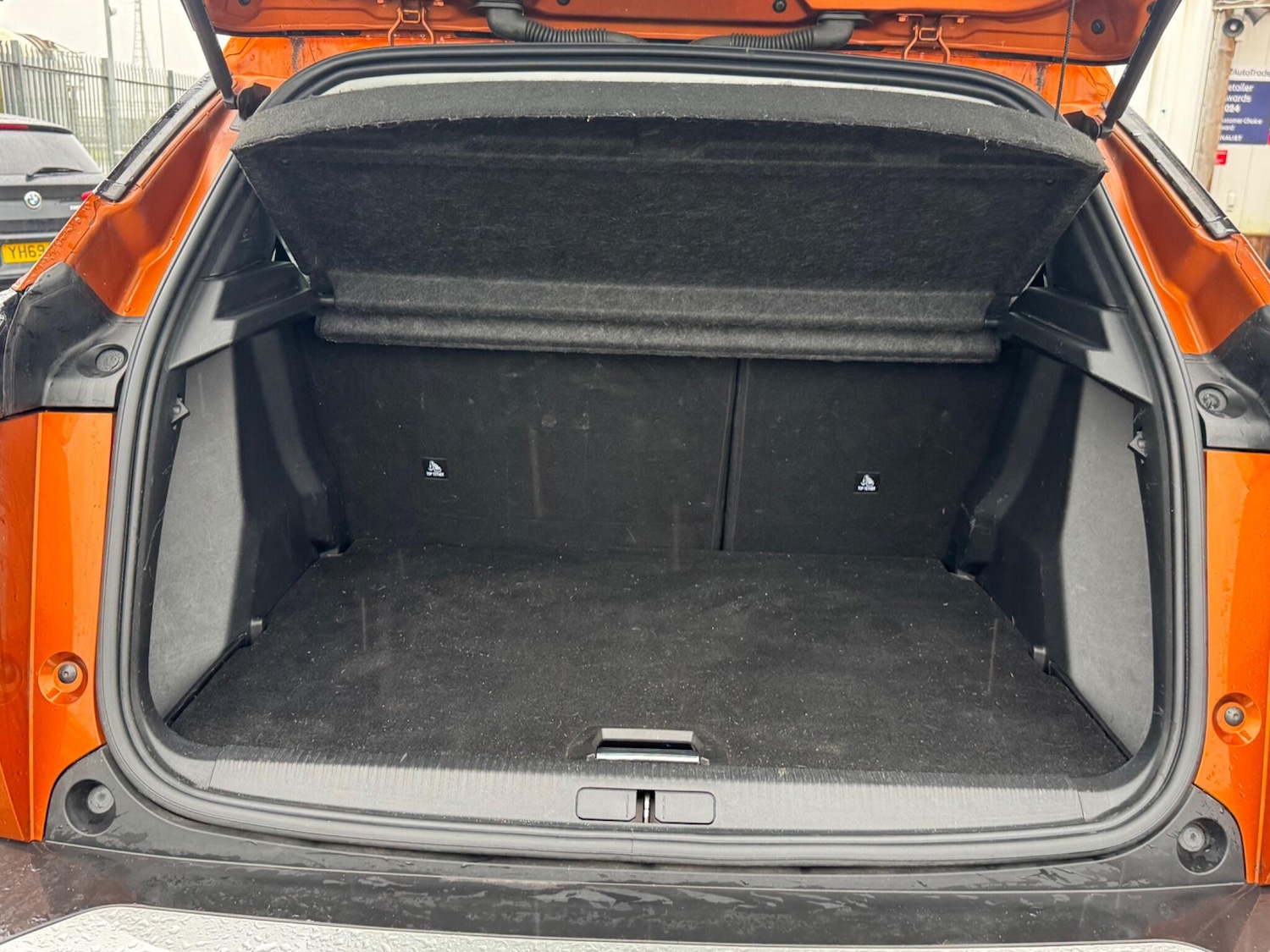 Used Peugeot 2008 2020 for sale - 77215827: Photo 8