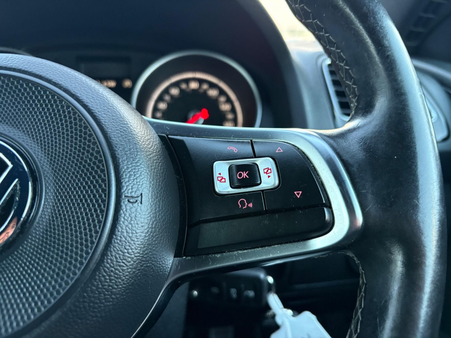 Used Volkswagen Scirocco 2016 for sale - 76432901: Photo 38