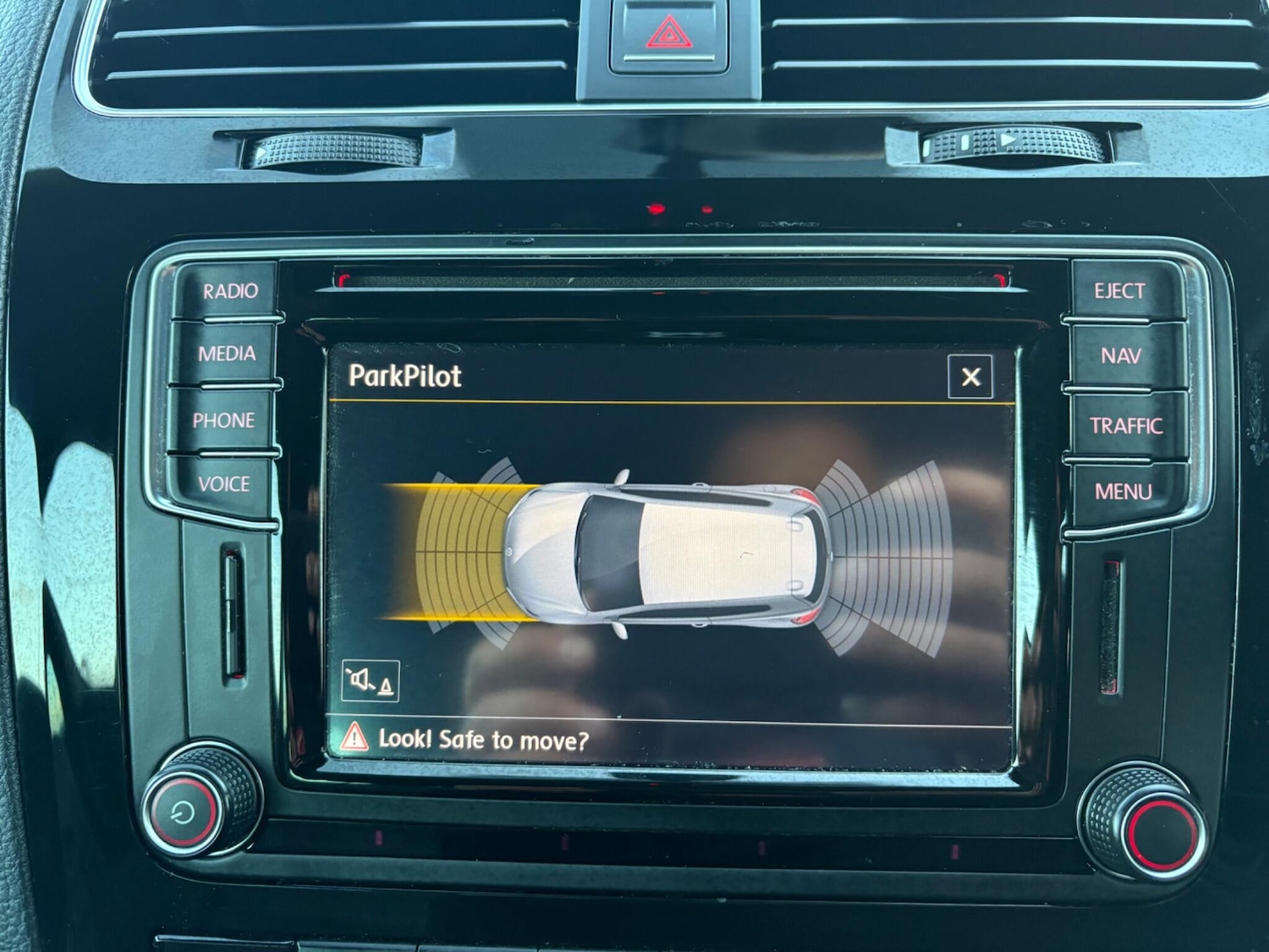 Used Volkswagen Scirocco 2016 for sale - 76432901: Photo 4