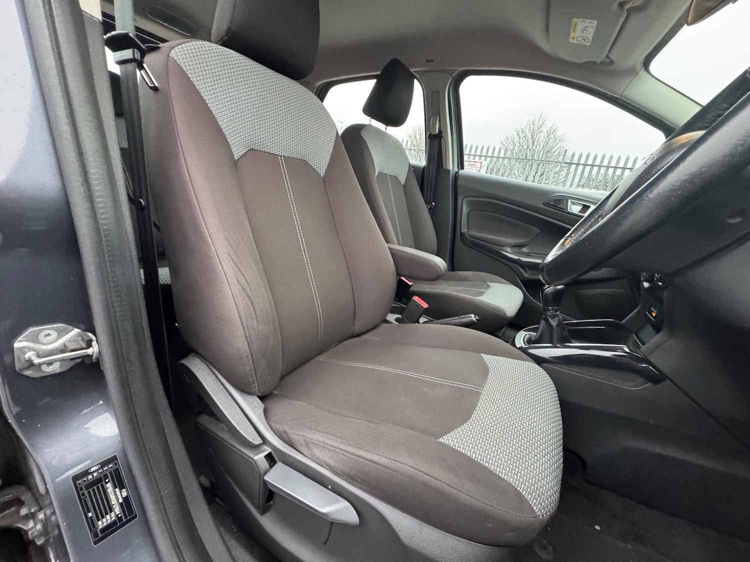 Used Ford Ecosport 2015 for sale - 76714612: Photo 17