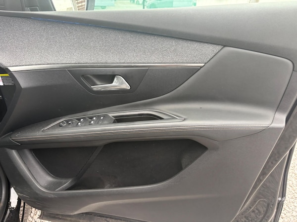 Used Peugeot 3008 2019 for sale - 76227769: Photo 26