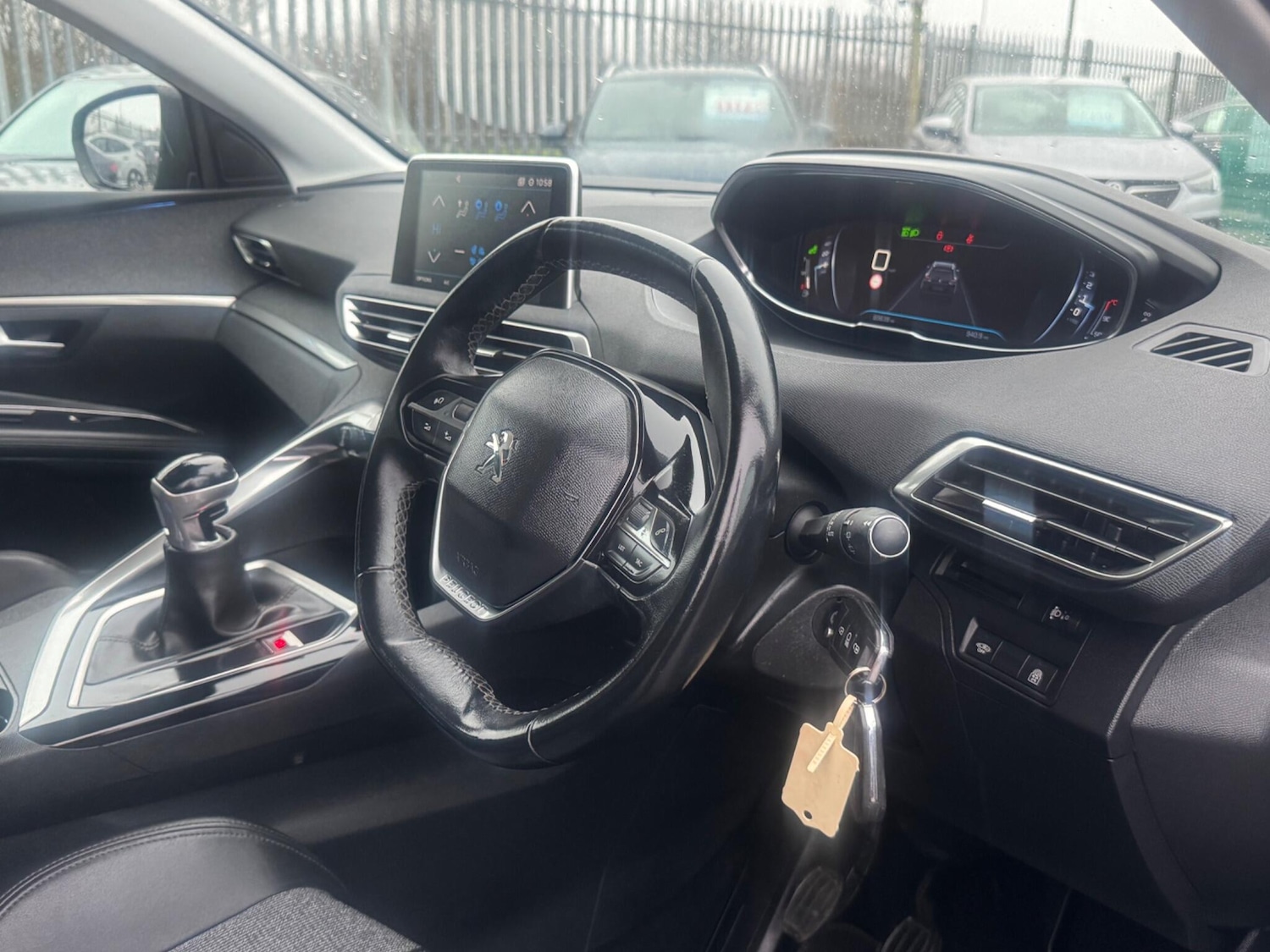 Used Peugeot 5008 2019 for sale - 77242763: Photo 32