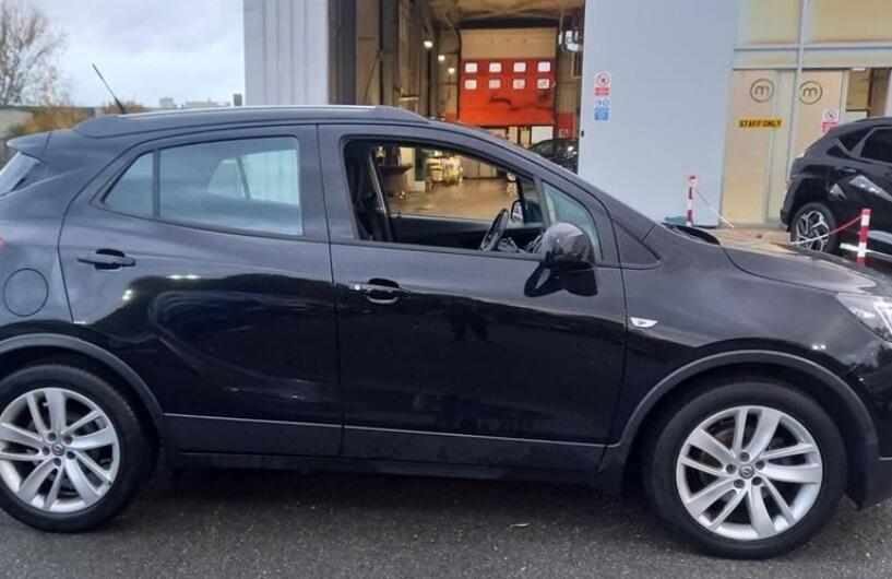 Used Vauxhall Mokka X 2018 for sale - 76441326: Photo 2