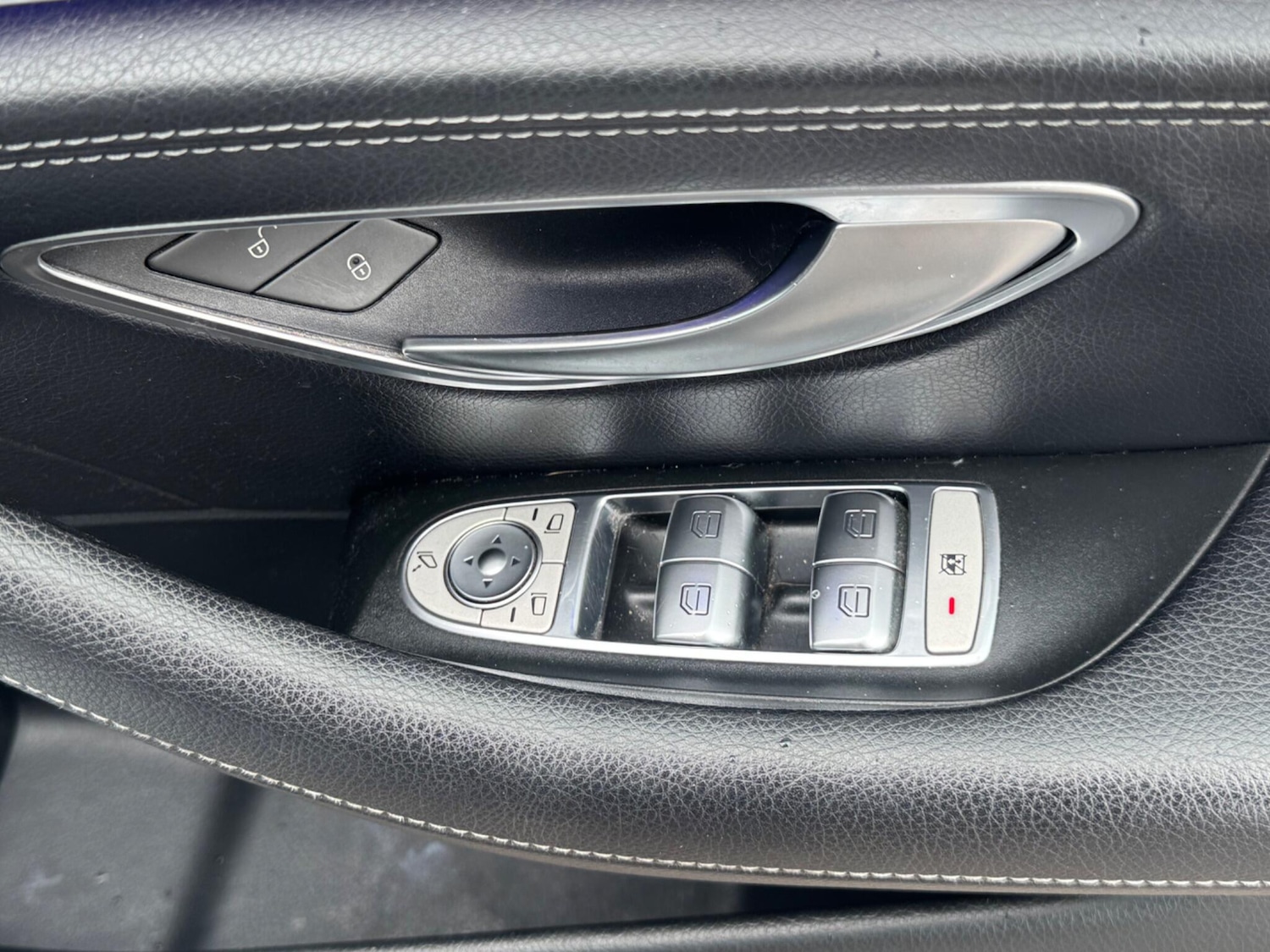 Used Mercedes-Benz E Class 2017 for sale - 77441114: Photo 25