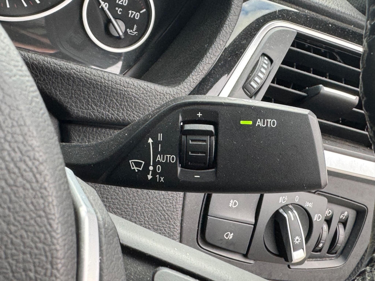 Used BMW 3 Series 2018 for sale - 76913043: Photo 26