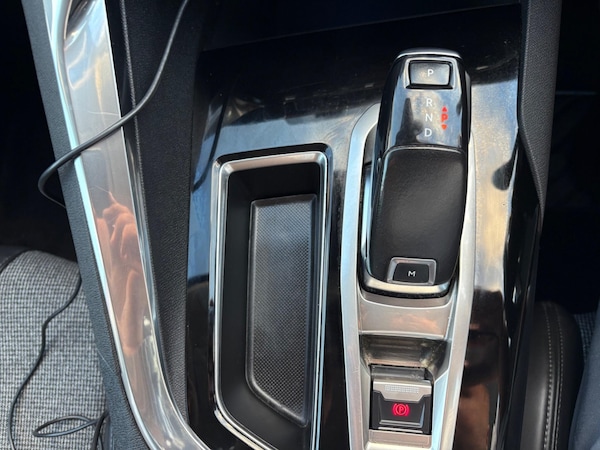 Used Peugeot 3008 2018 for sale - 76059984: Photo 50