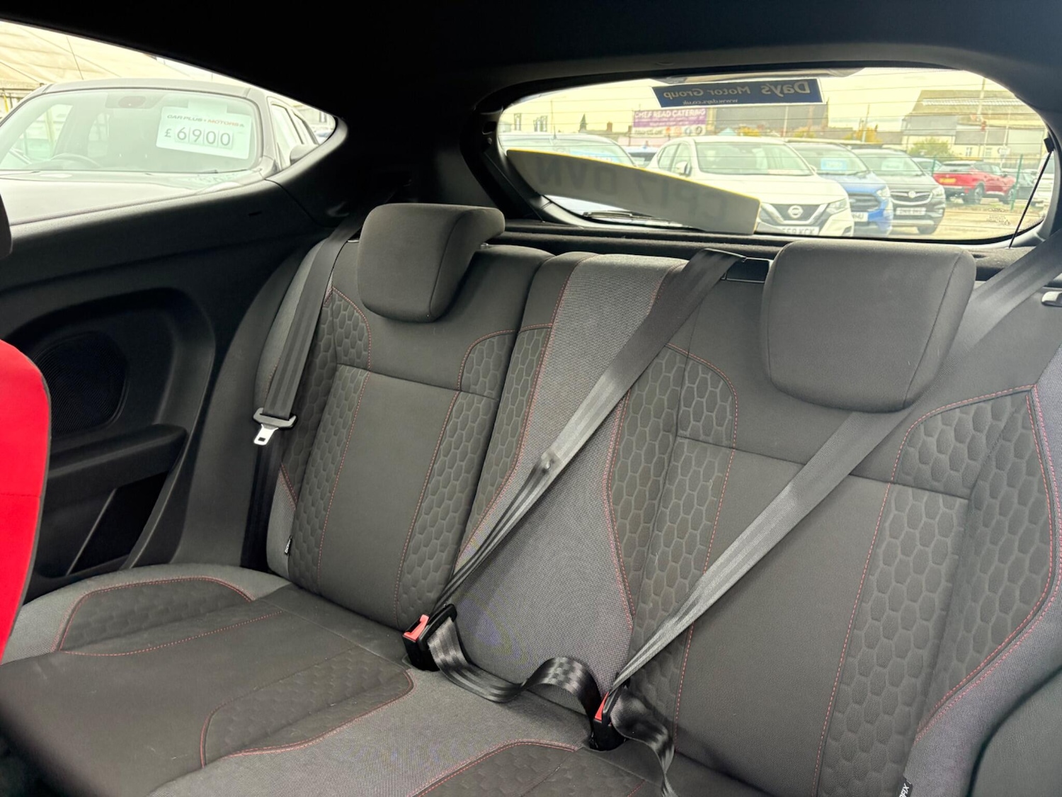 Used Ford Fiesta 2017 for sale - 76327255: Photo 12