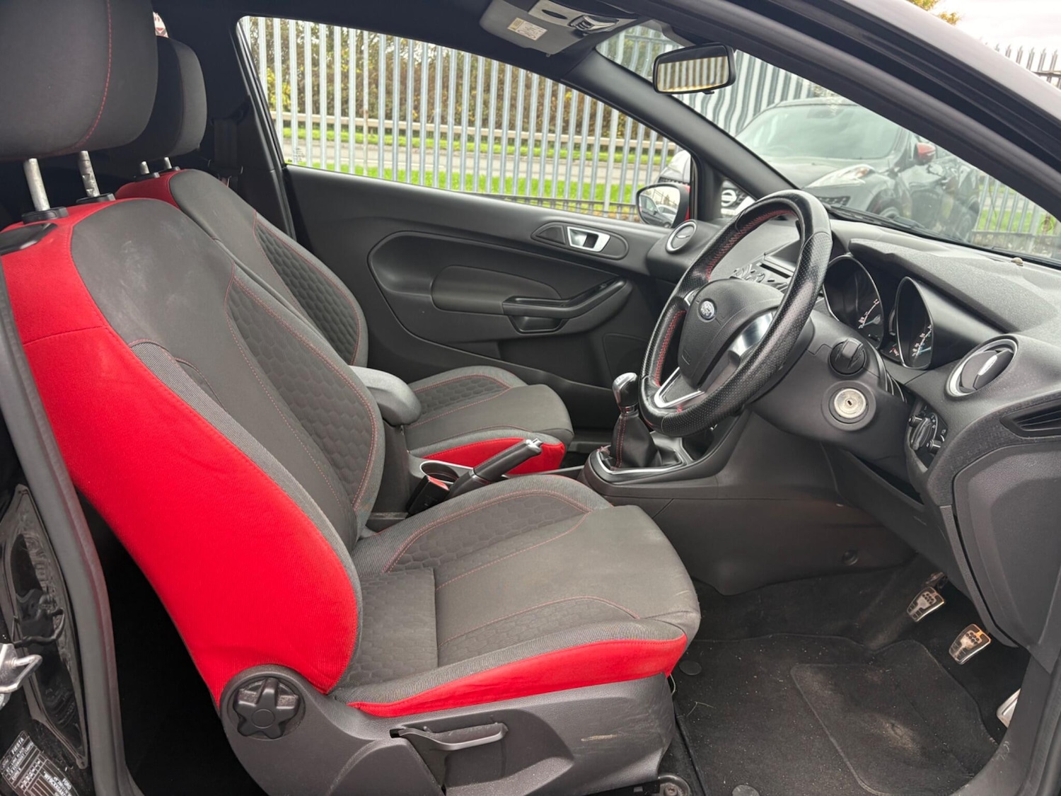 Used Ford Fiesta 2017 for sale - 76327255: Photo 17