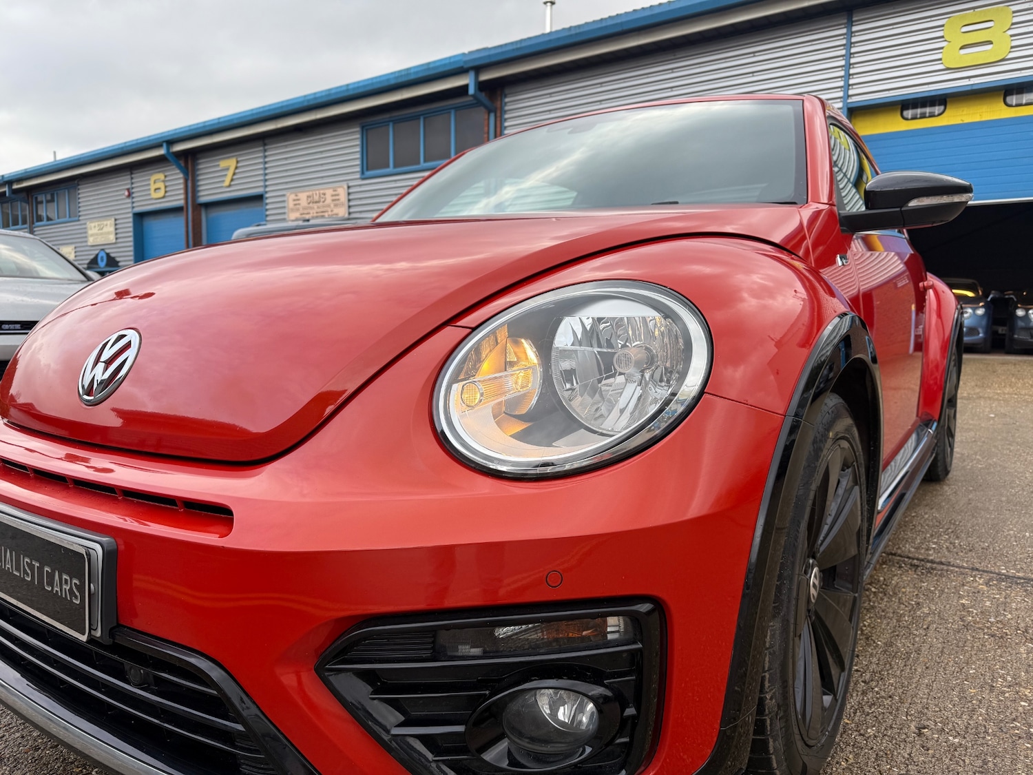 Used Volkswagen Beetle 2018 for sale - 77088275: Photo 10