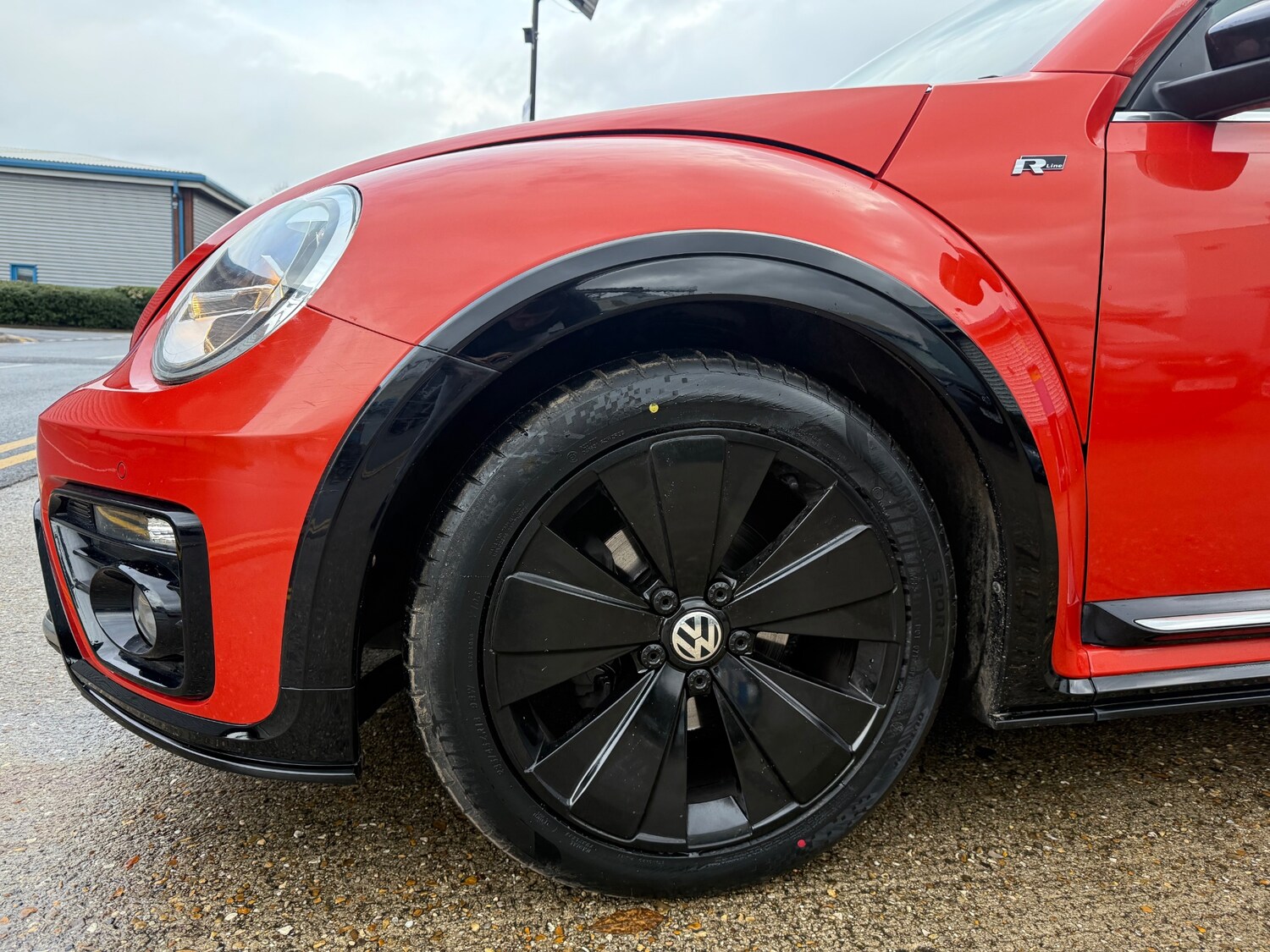 Used Volkswagen Beetle 2018 for sale - 77088275: Photo 11