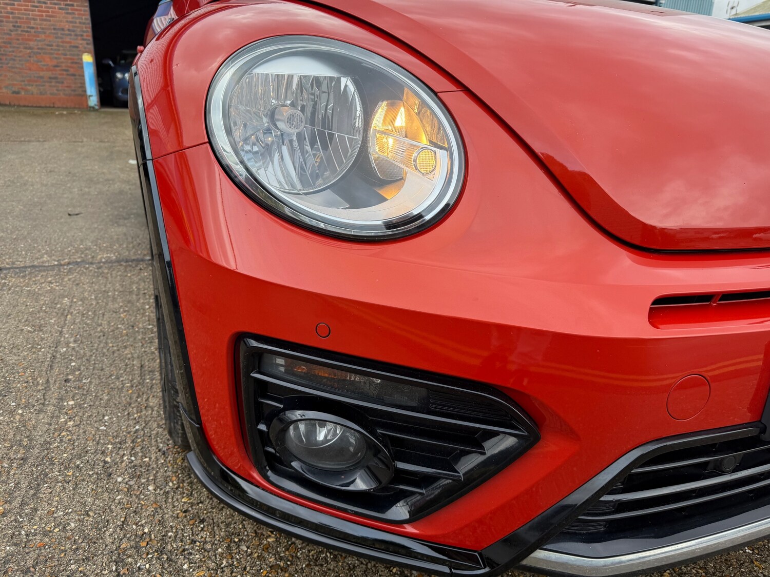 Used Volkswagen Beetle 2018 for sale - 77088275: Photo 12