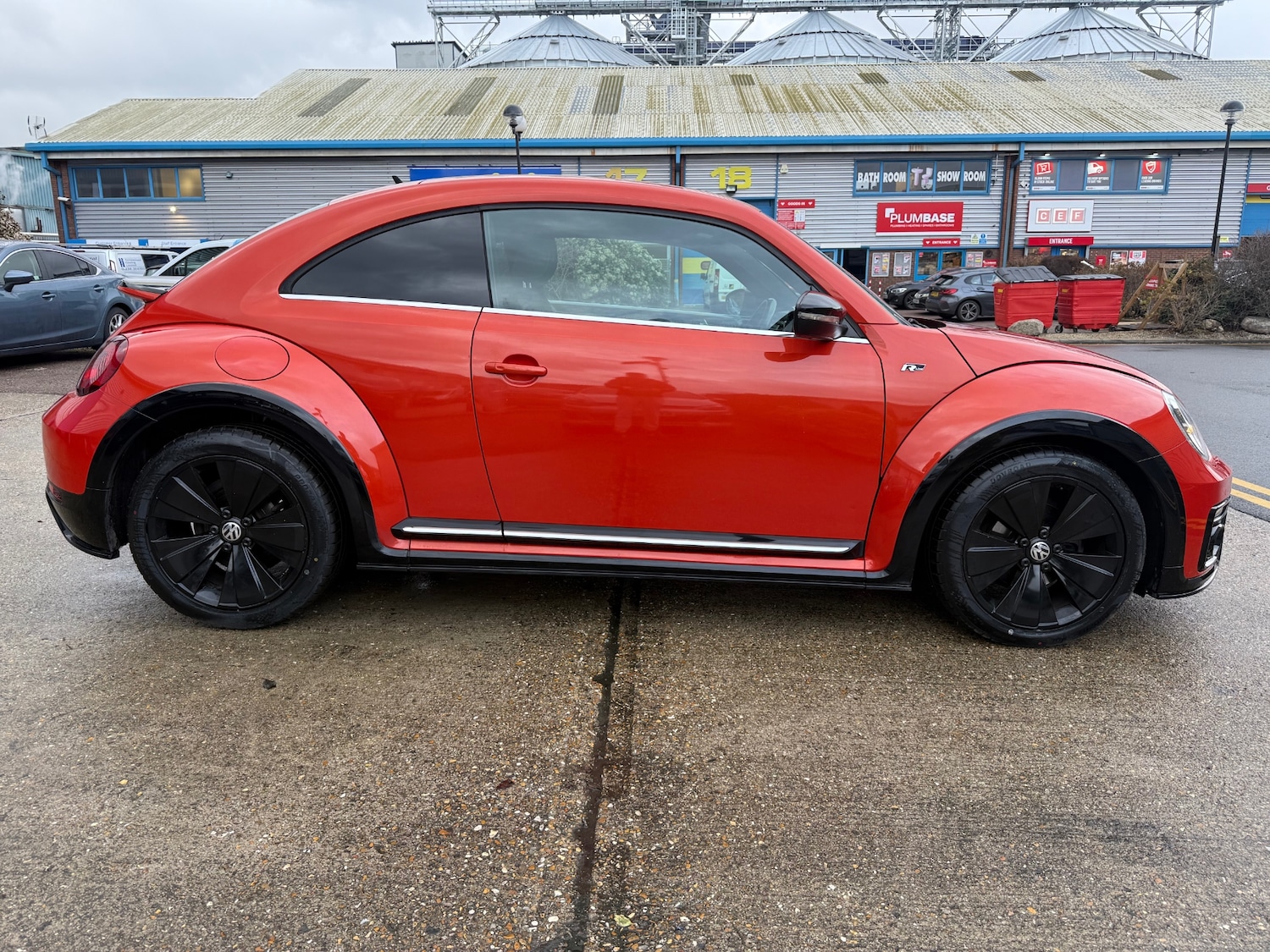 Used Volkswagen Beetle 2018 for sale - 77088275: Photo 3
