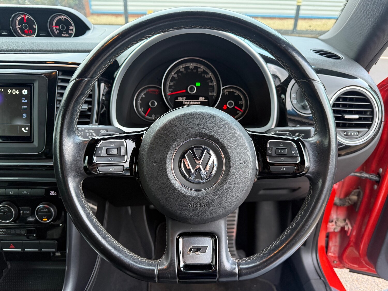 Used Volkswagen Beetle 2018 for sale - 77088275: Photo 41