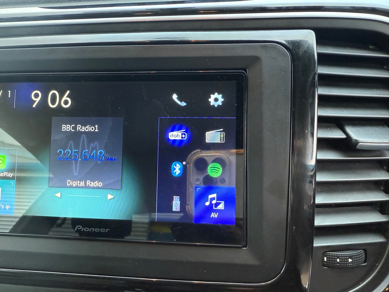 Used Volkswagen Beetle 2018 for sale - 77088275: Photo 48