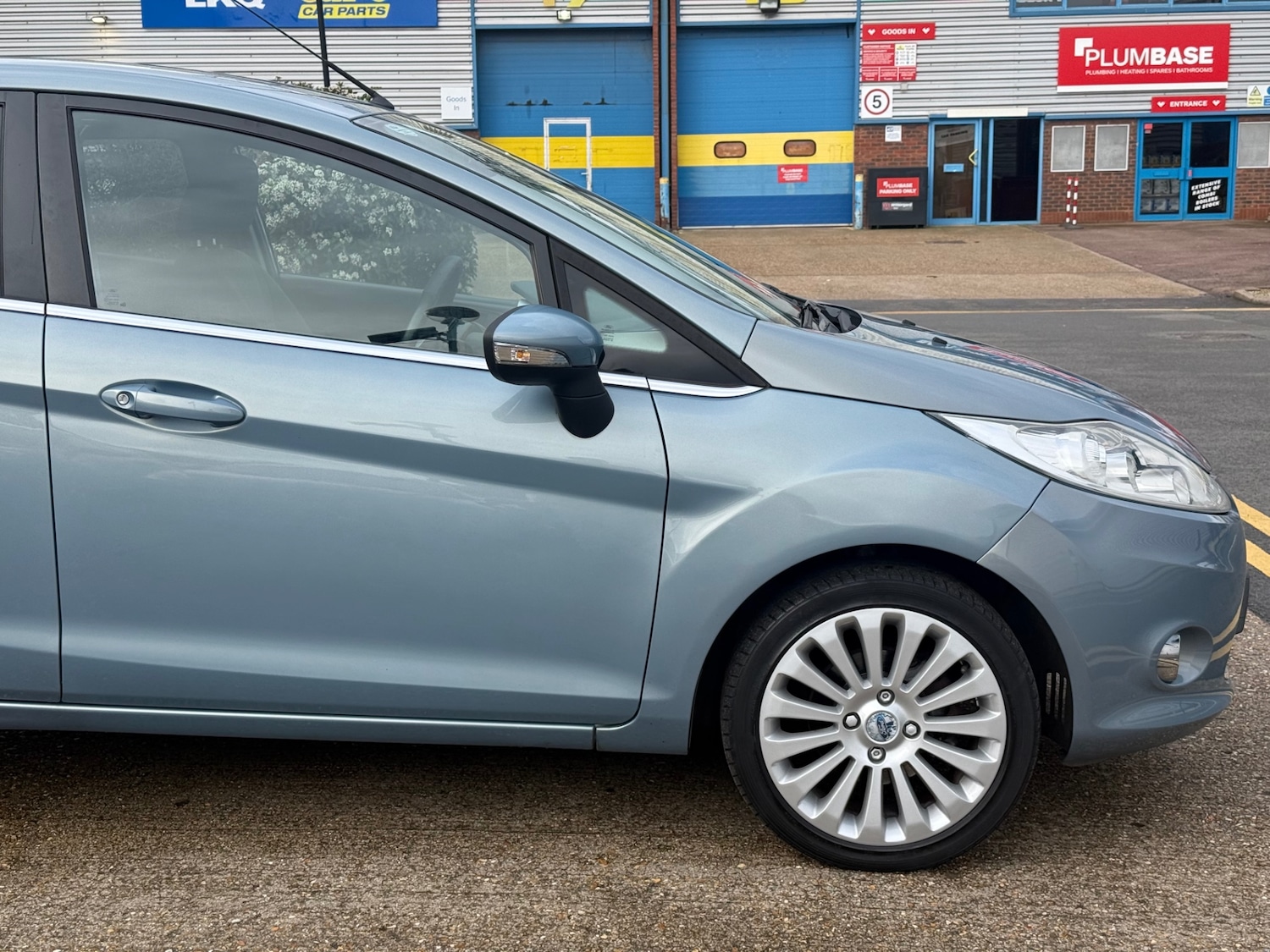 Used Ford Fiesta 2009 for sale - 77482648: Photo 25