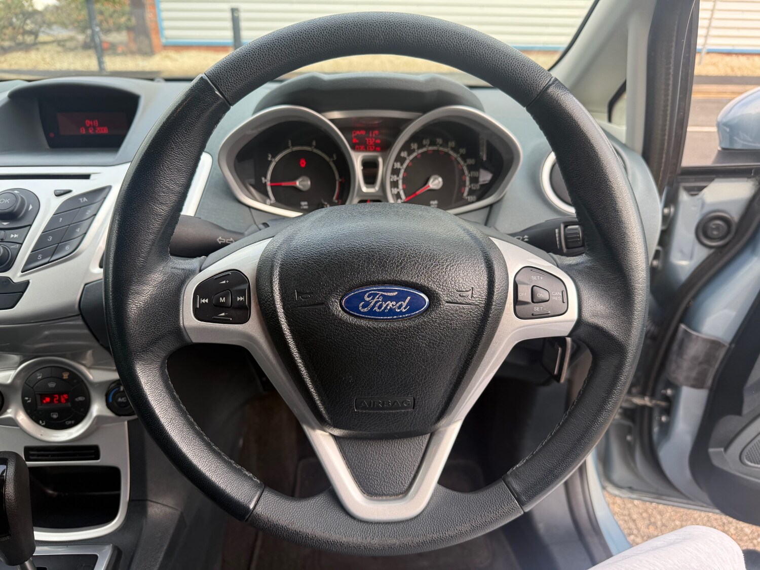 Used Ford Fiesta 2009 for sale - 77482648: Photo 40