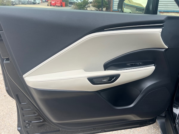 Used Lexus LBX 2024 for sale - 76243297: Photo 15