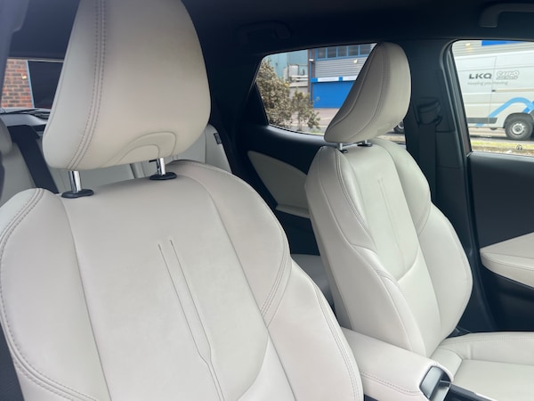 Used Lexus LBX 2024 for sale - 76243297: Photo 23