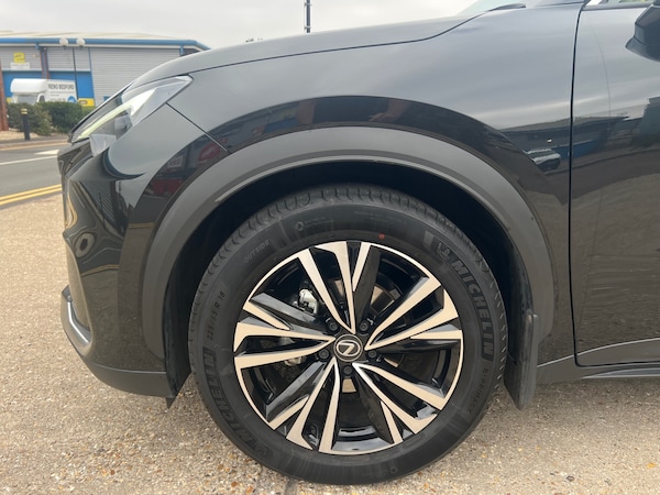 Used Lexus LBX 2024 for sale - 76243297: Photo 48