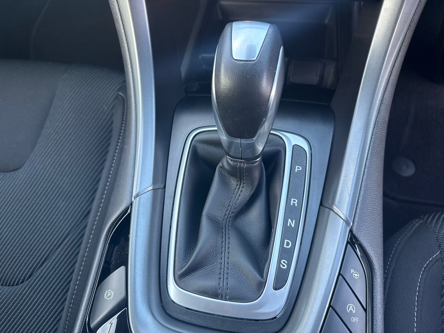 Used Ford Mondeo 2016 for sale - 76355379: Photo 19