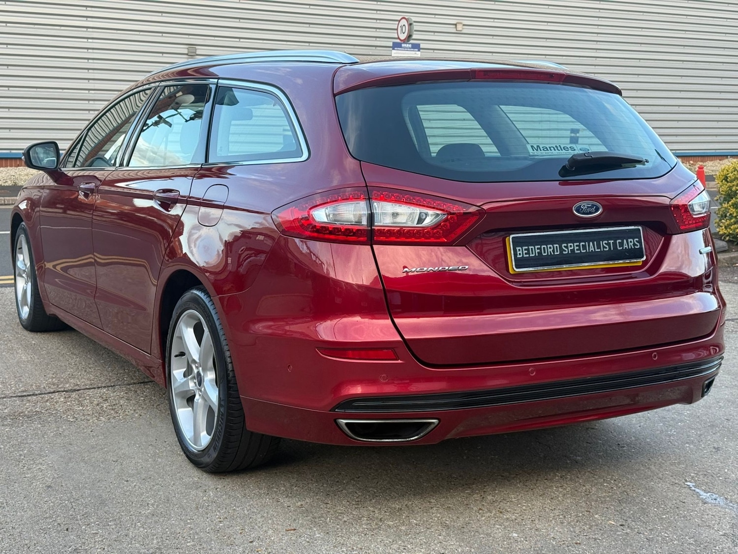 Used Ford Mondeo 2016 for sale - 76355379: Photo 2