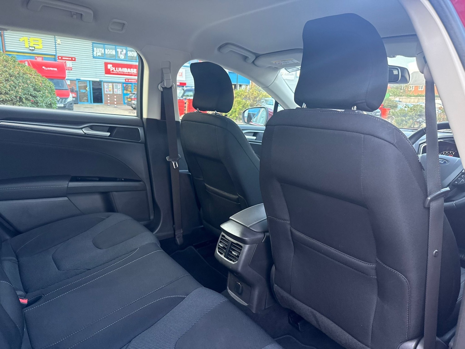 Used Ford Mondeo 2016 for sale - 76355379: Photo 24